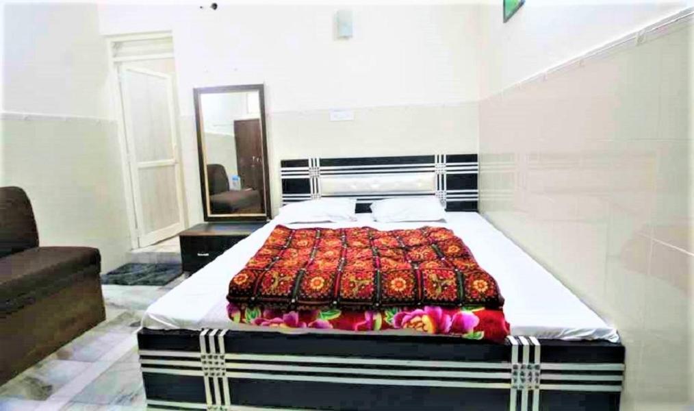 Central Guest House , Walk In Dargah & Markaz Nuova Delhi Esterno foto